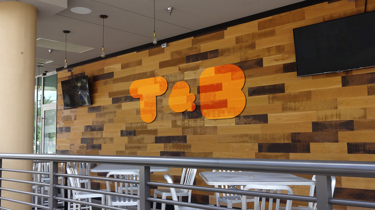 芝加哥Toast & Bacon餐廳視覺識別設(shè)計