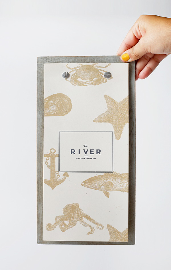 學校周邊海鮮酒吧餐廳品牌包裝設計