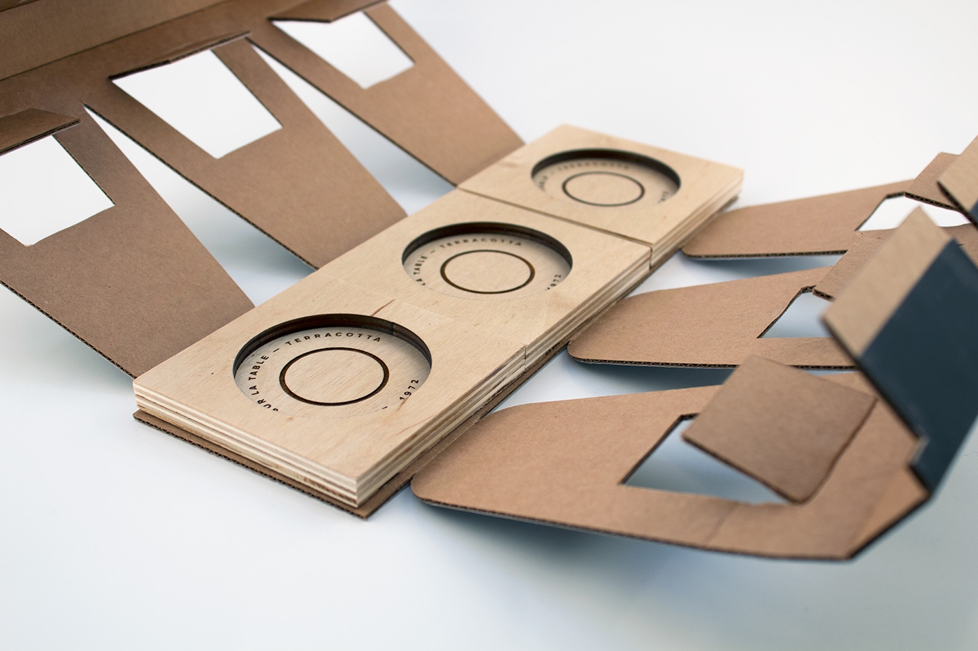 茶杯包裝設(shè)計(jì)，我們是商品的保護(hù)大師