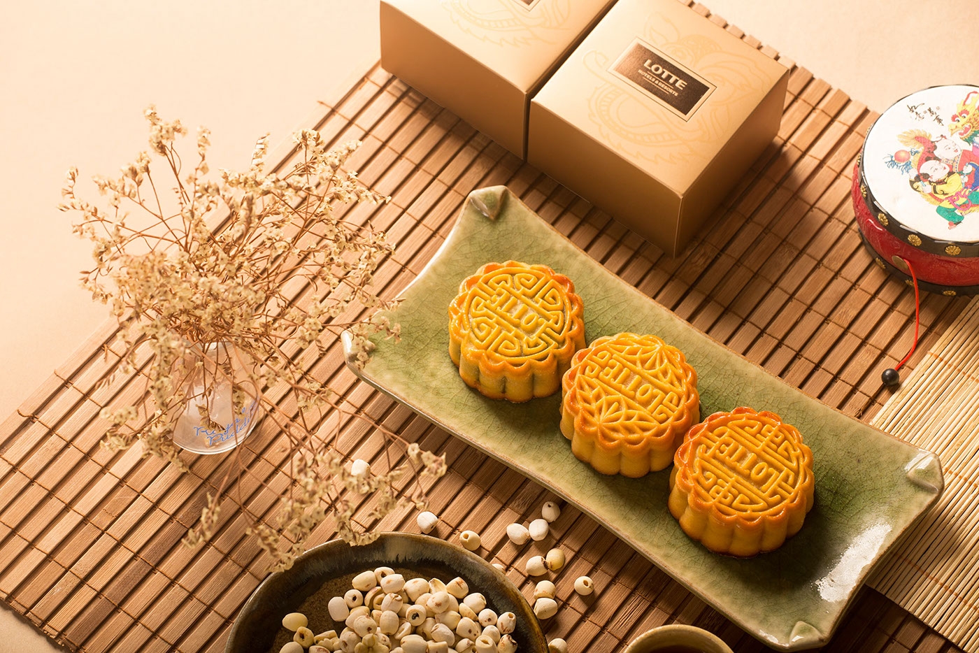 樂天度假酒店的中秋月餅禮盒包裝設(shè)計(jì)