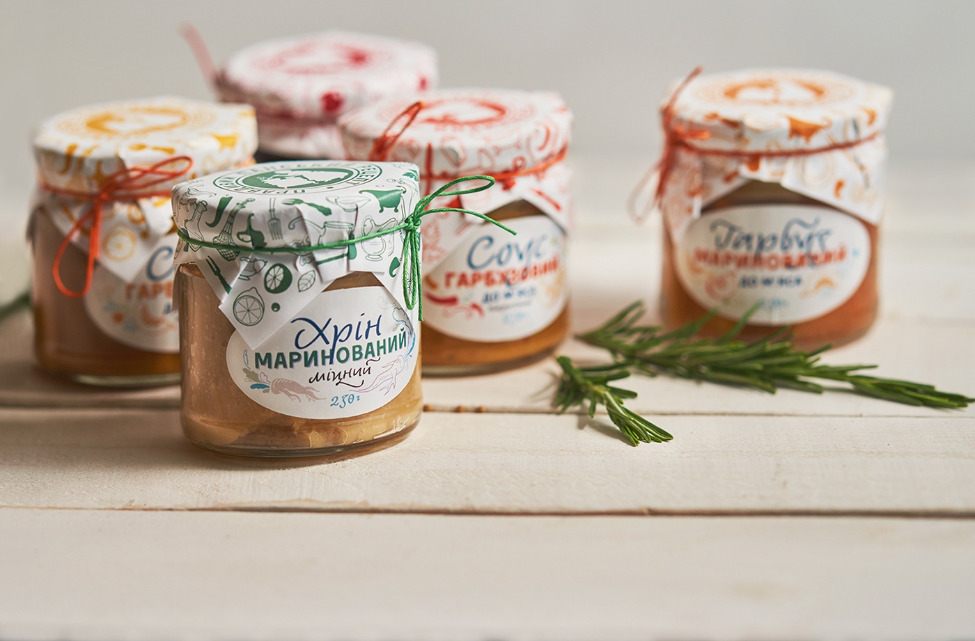 罐裝辣椒醬，南瓜醬食品包裝設(shè)計